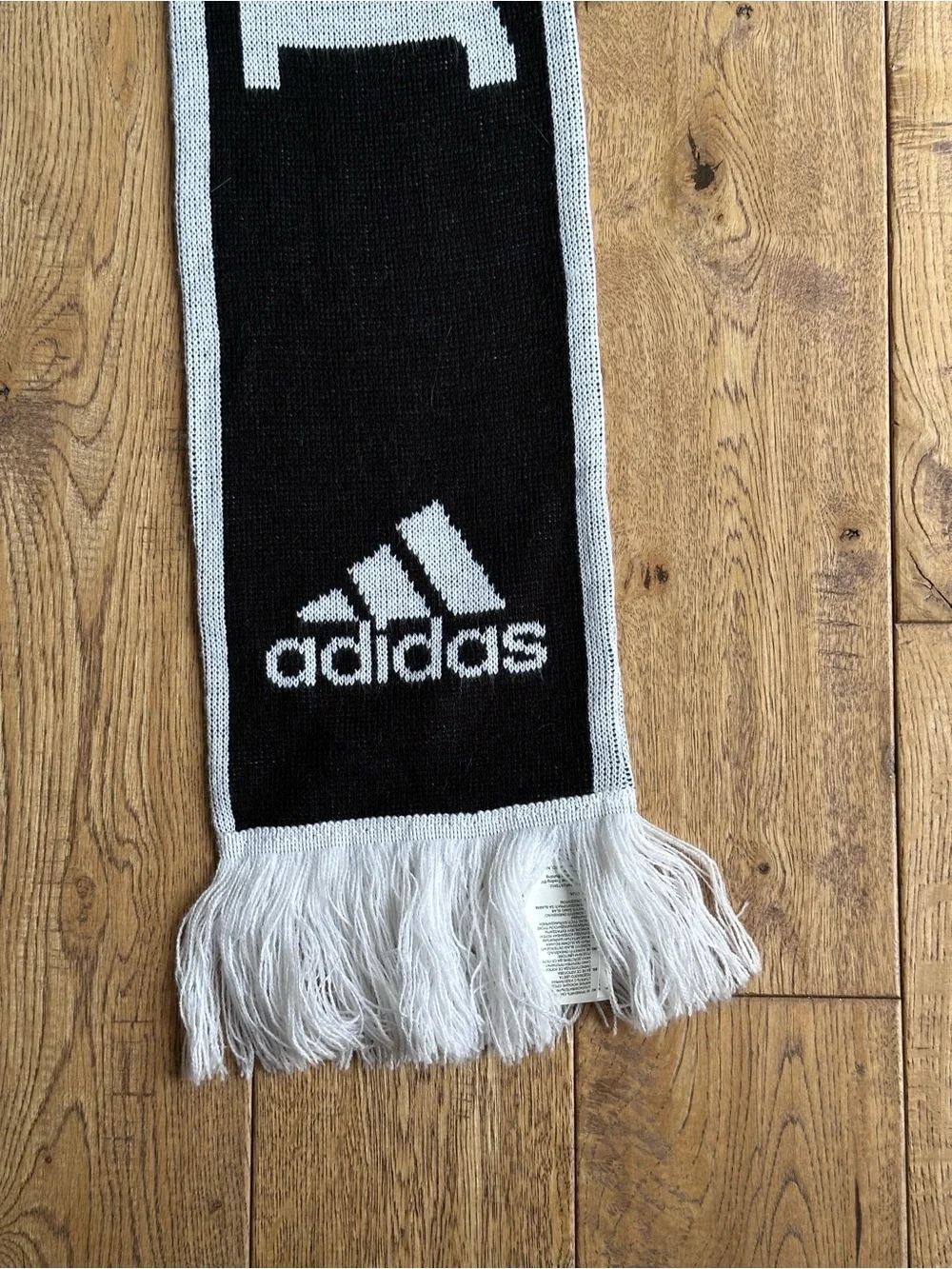 Adidas Juventus FC Soccer Scarf